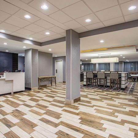 La Quinta Inn & Suites By Wyndham Dc Metro Capital Beltway Capitol Heights Exterior foto