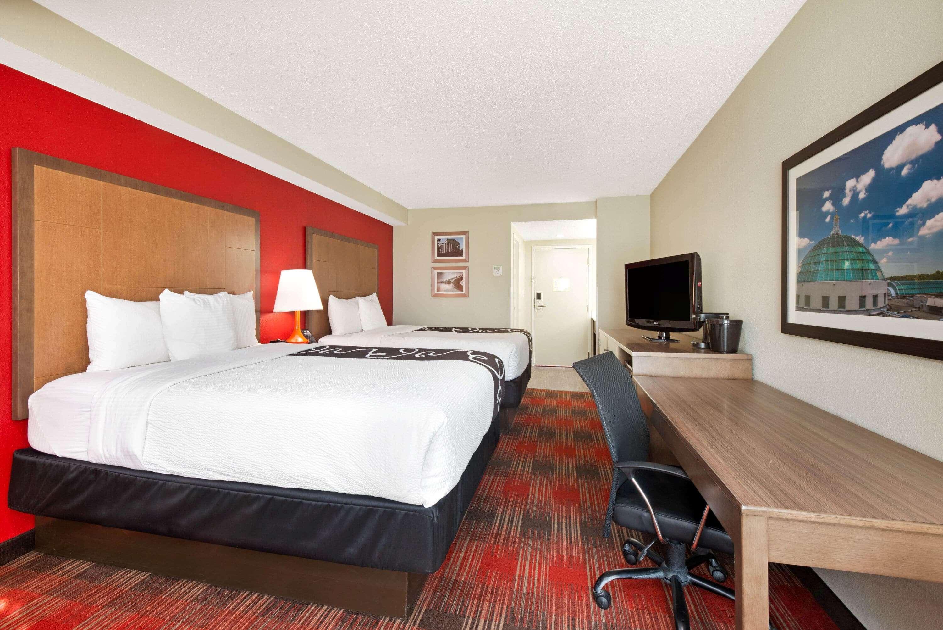 La Quinta Inn & Suites By Wyndham Dc Metro Capital Beltway Capitol Heights Exterior foto