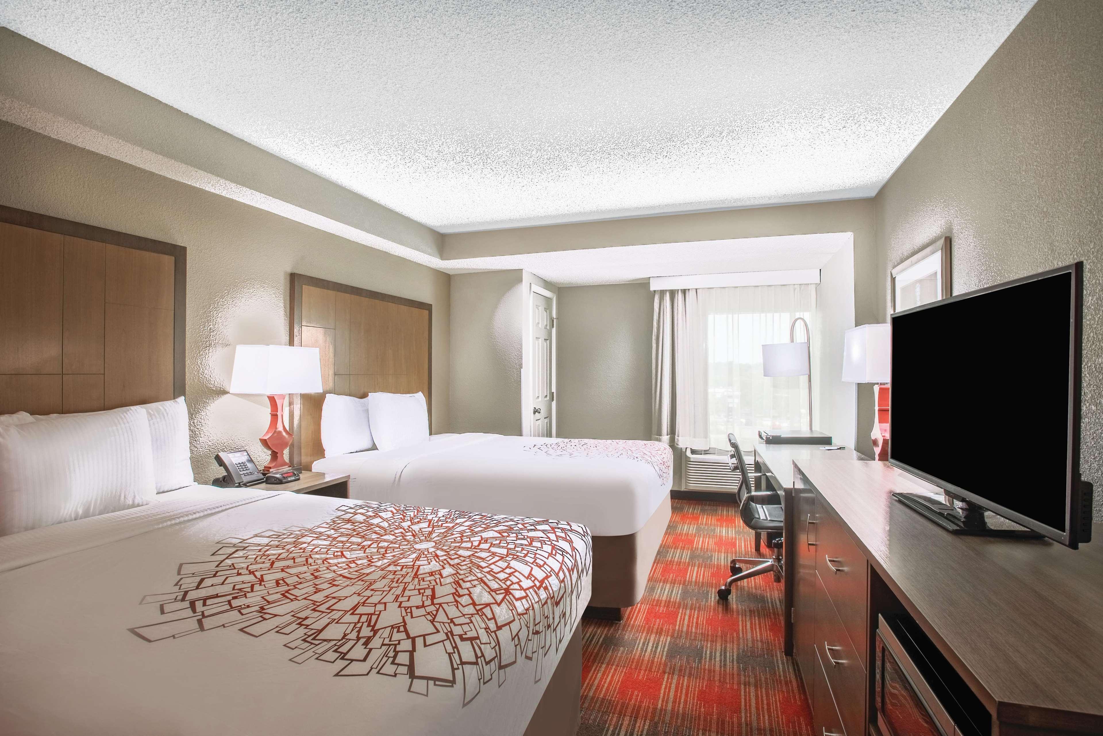La Quinta Inn & Suites By Wyndham Dc Metro Capital Beltway Capitol Heights Exterior foto