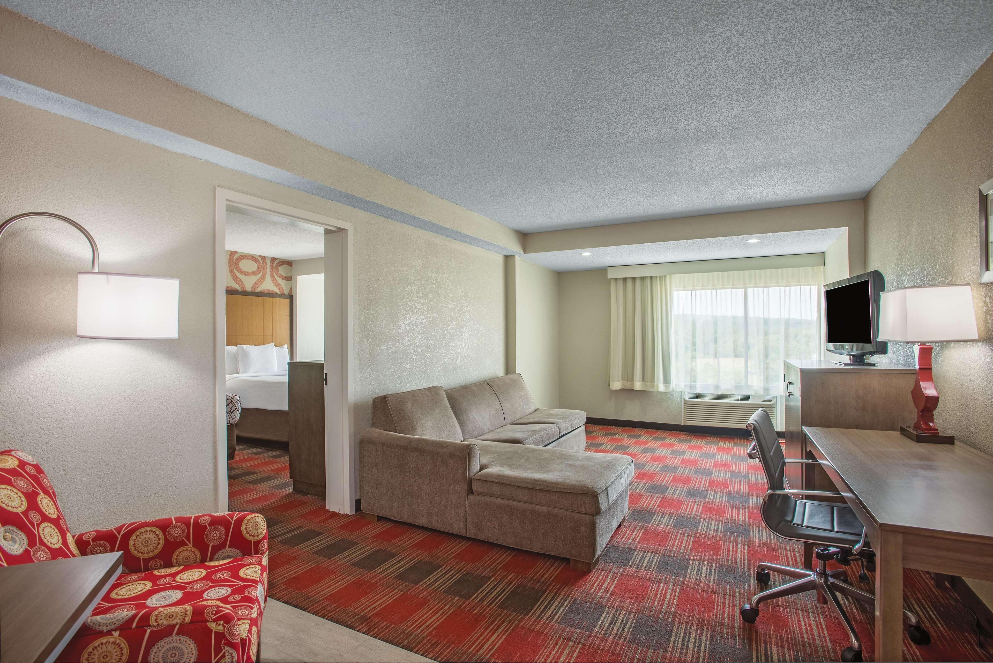 La Quinta Inn & Suites By Wyndham Dc Metro Capital Beltway Capitol Heights Exterior foto