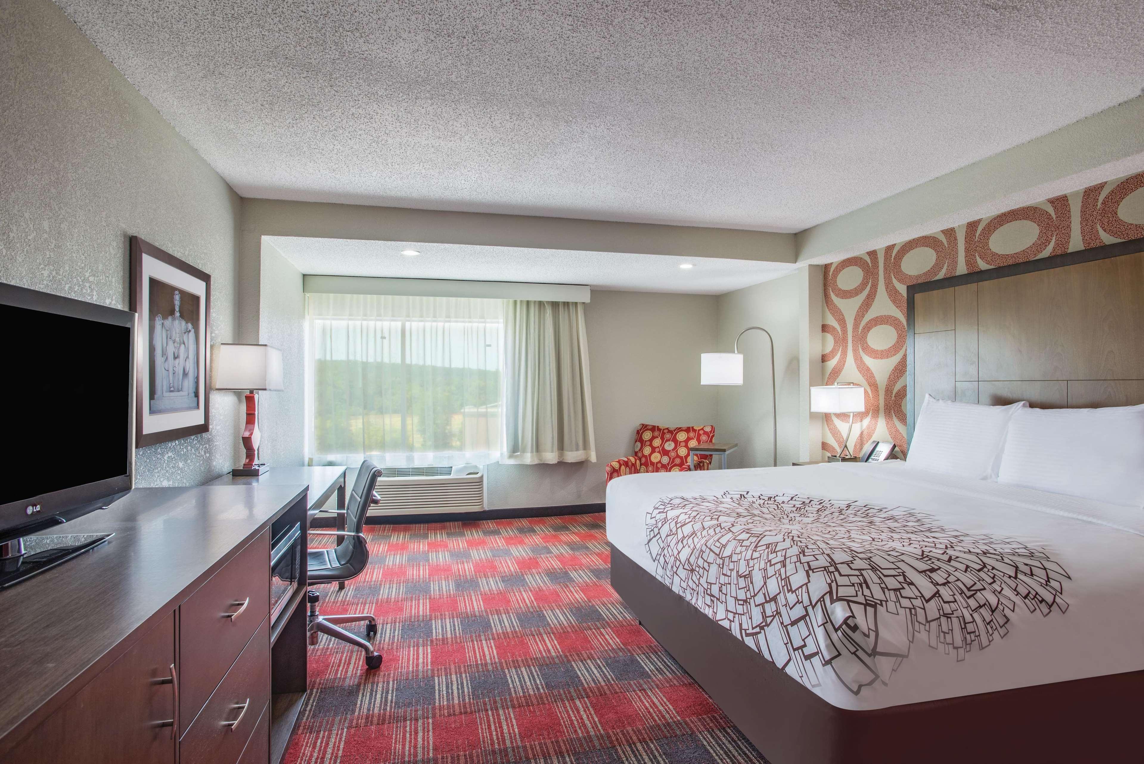 La Quinta Inn & Suites By Wyndham Dc Metro Capital Beltway Capitol Heights Exterior foto
