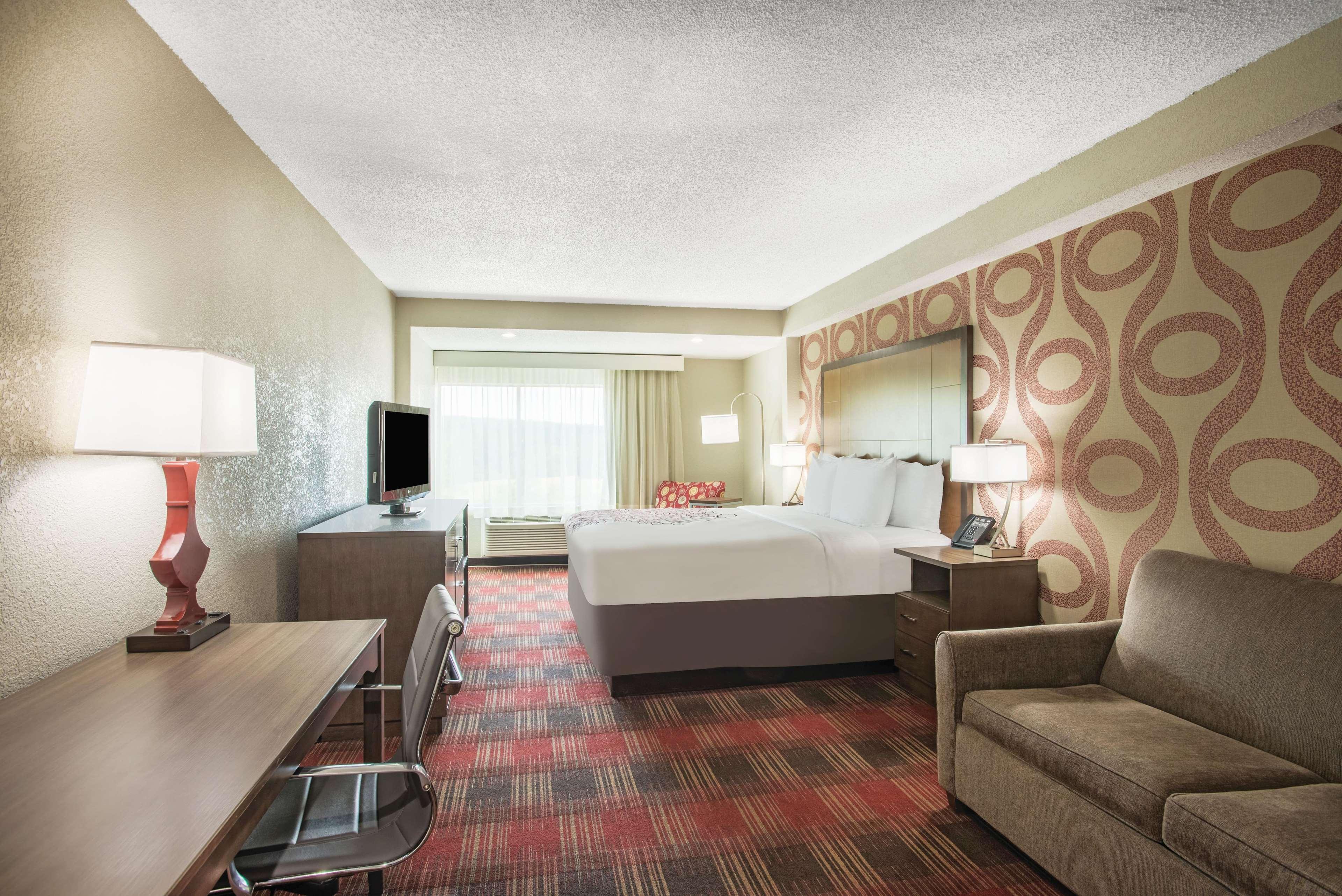 La Quinta Inn & Suites By Wyndham Dc Metro Capital Beltway Capitol Heights Exterior foto