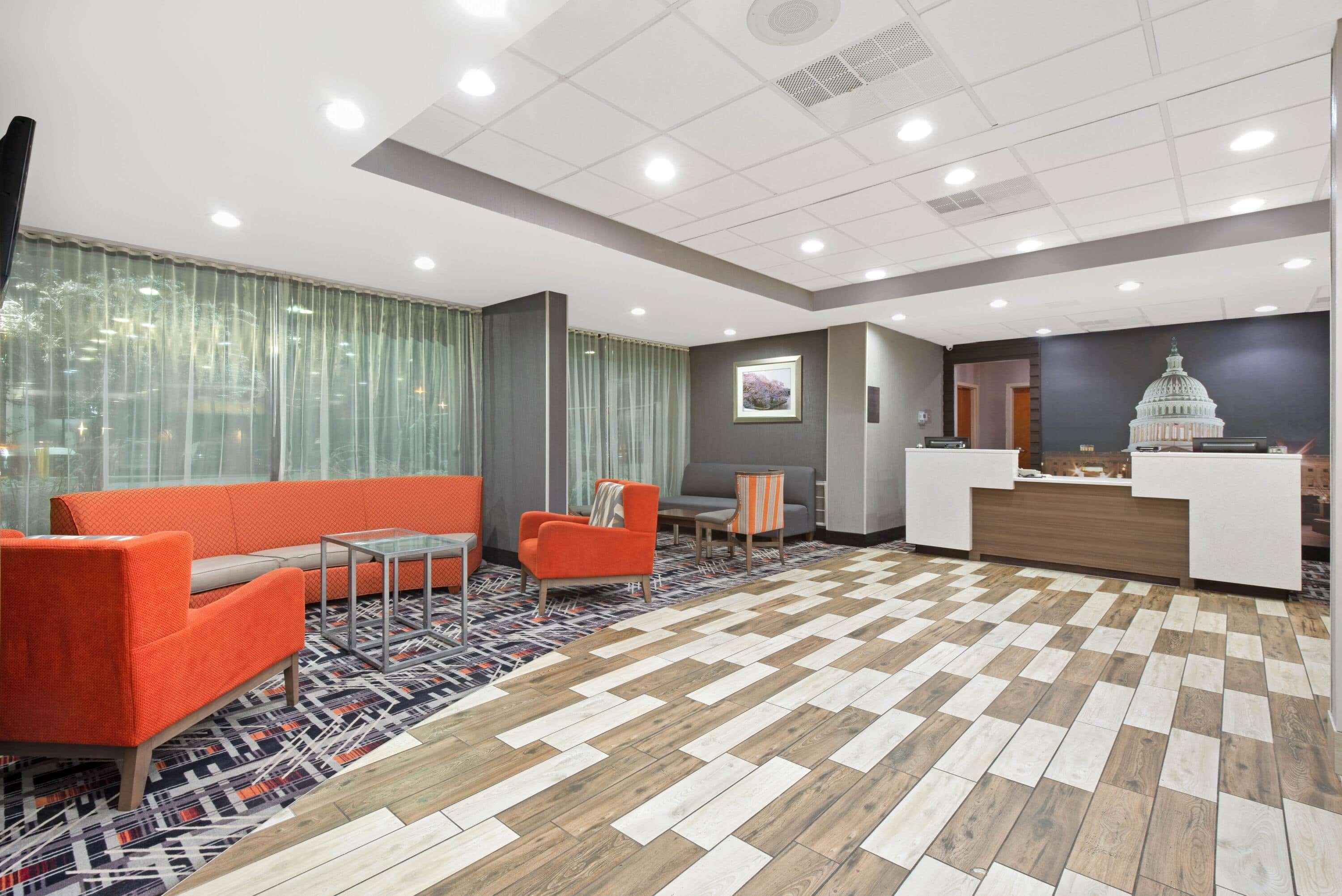 La Quinta Inn & Suites By Wyndham Dc Metro Capital Beltway Capitol Heights Exterior foto