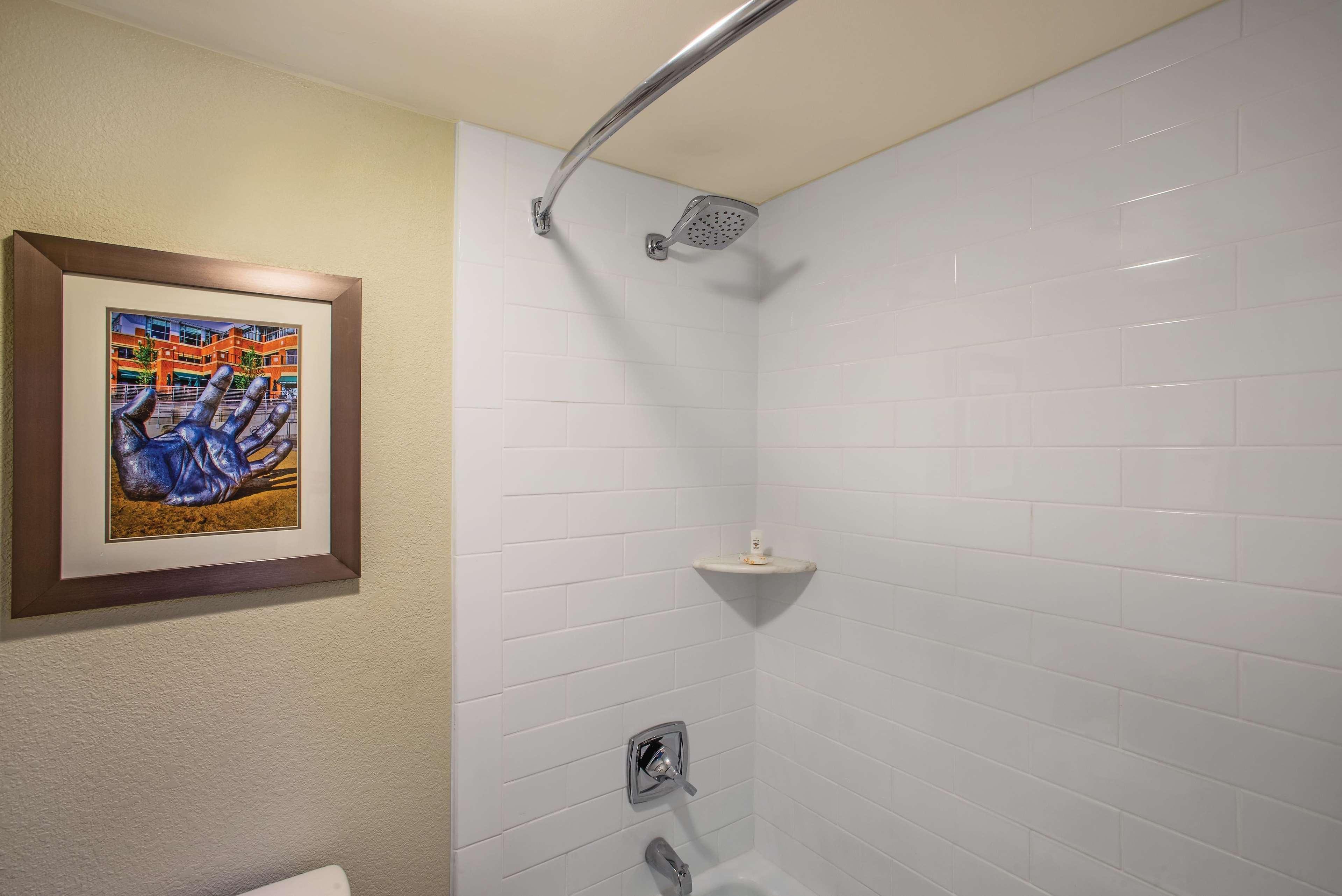 La Quinta Inn & Suites By Wyndham Dc Metro Capital Beltway Capitol Heights Exterior foto