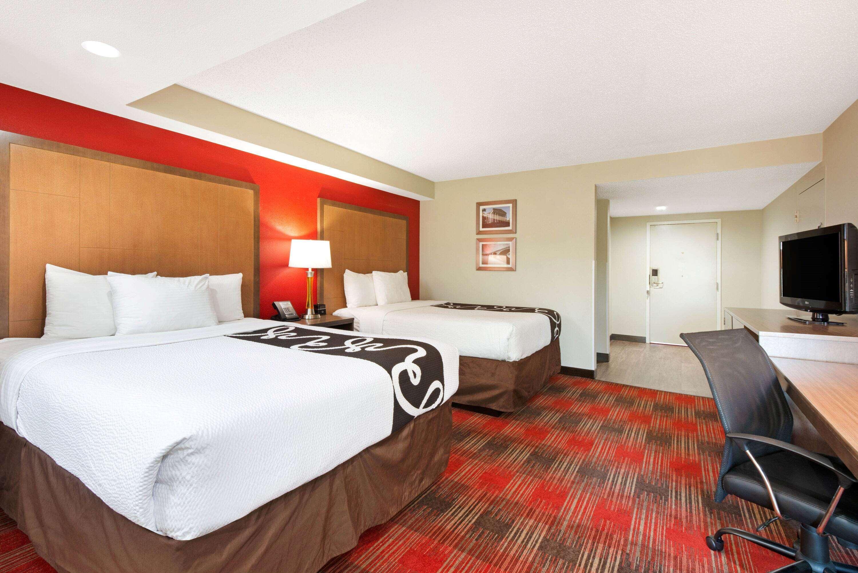 La Quinta Inn & Suites By Wyndham Dc Metro Capital Beltway Capitol Heights Exterior foto